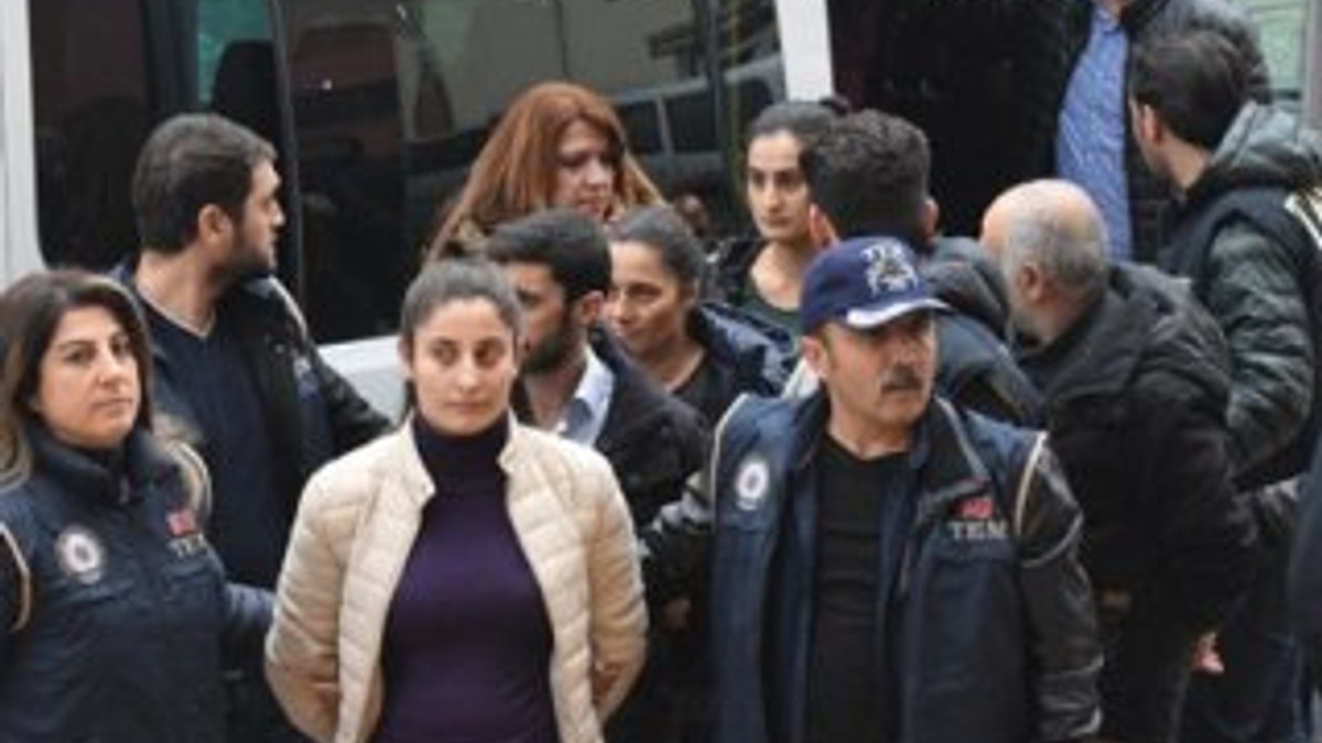 Kocaeli'de 6 HDP'li yönetici tutuklandı