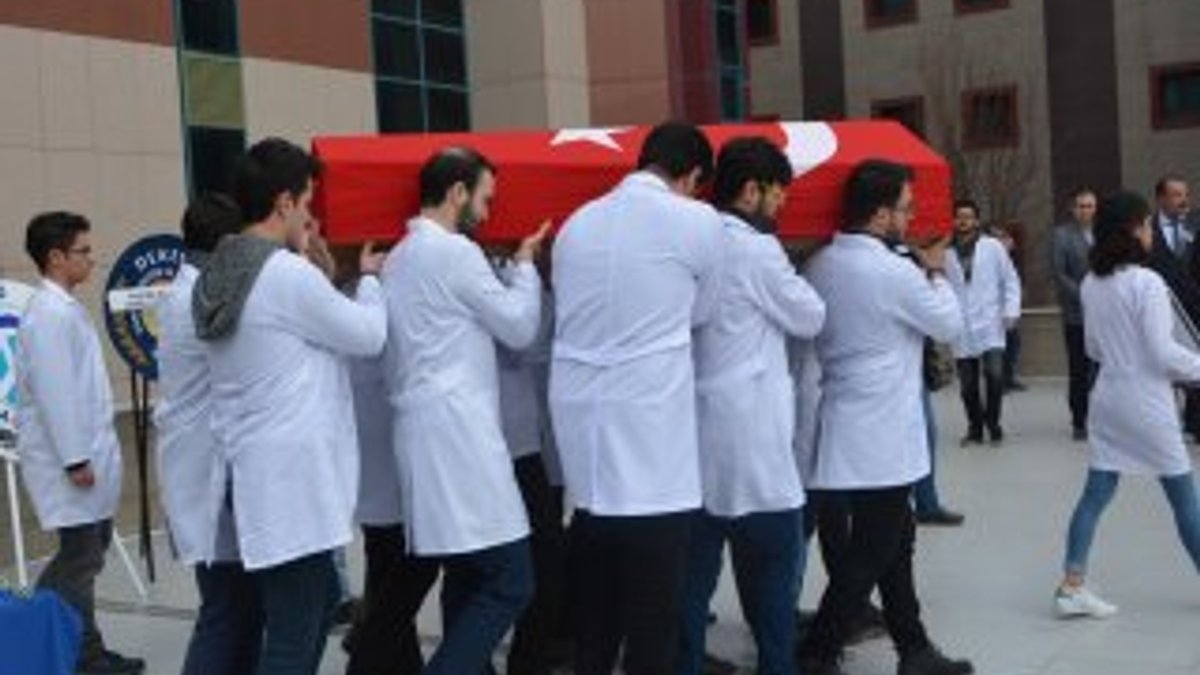 Vefat eden profesör, bedenini öğrencilerine bağışladı