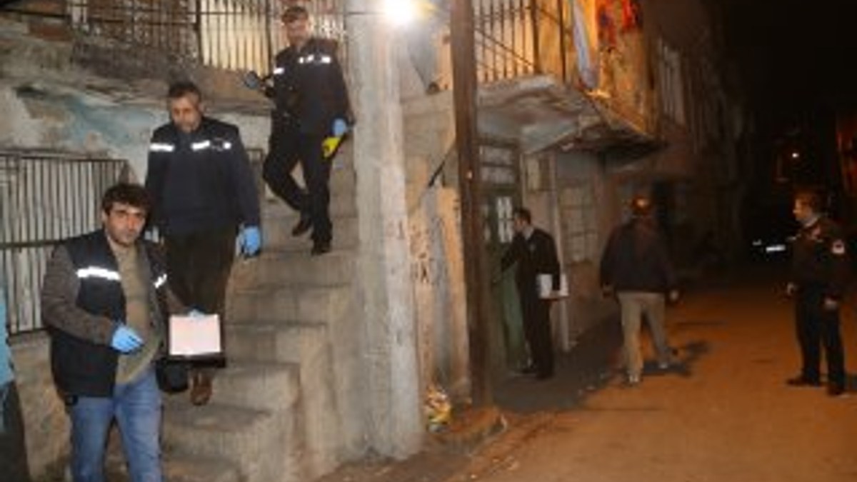 Adana'da uyuşturucu satıcısı 1 polisi yaraladı