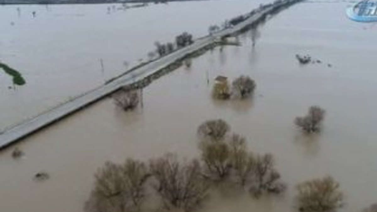 Ergene Nehri taştı, tarlalar ve evleri su bastı