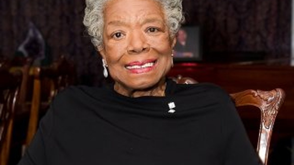 Hayata karşı dimdik bir kadın:  Maya Angelou