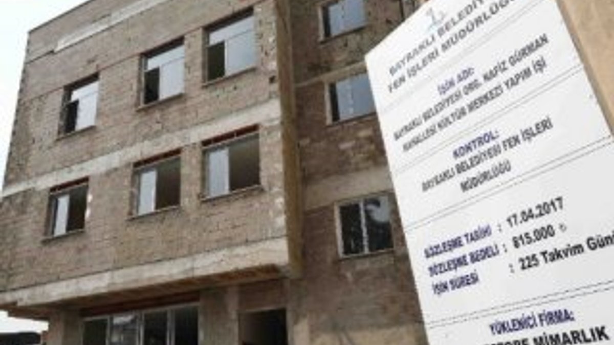 Bayraklı'da kültür merkezi inşaatında sona gelindi