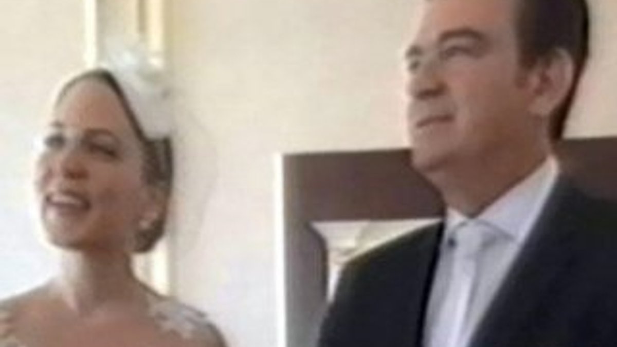 Yıldırım Bekçi 30 yaş küçük öğrencisiyle evlendi