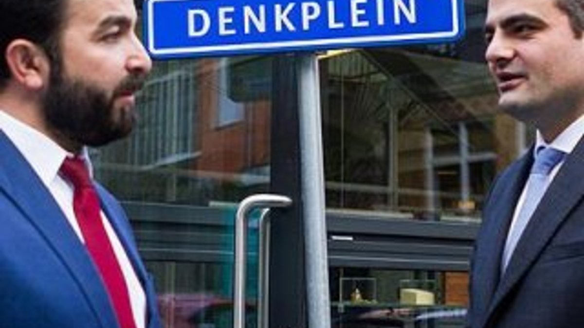 Türk partisi Hollanda'da 24 meclis üyesi çıkarttı
