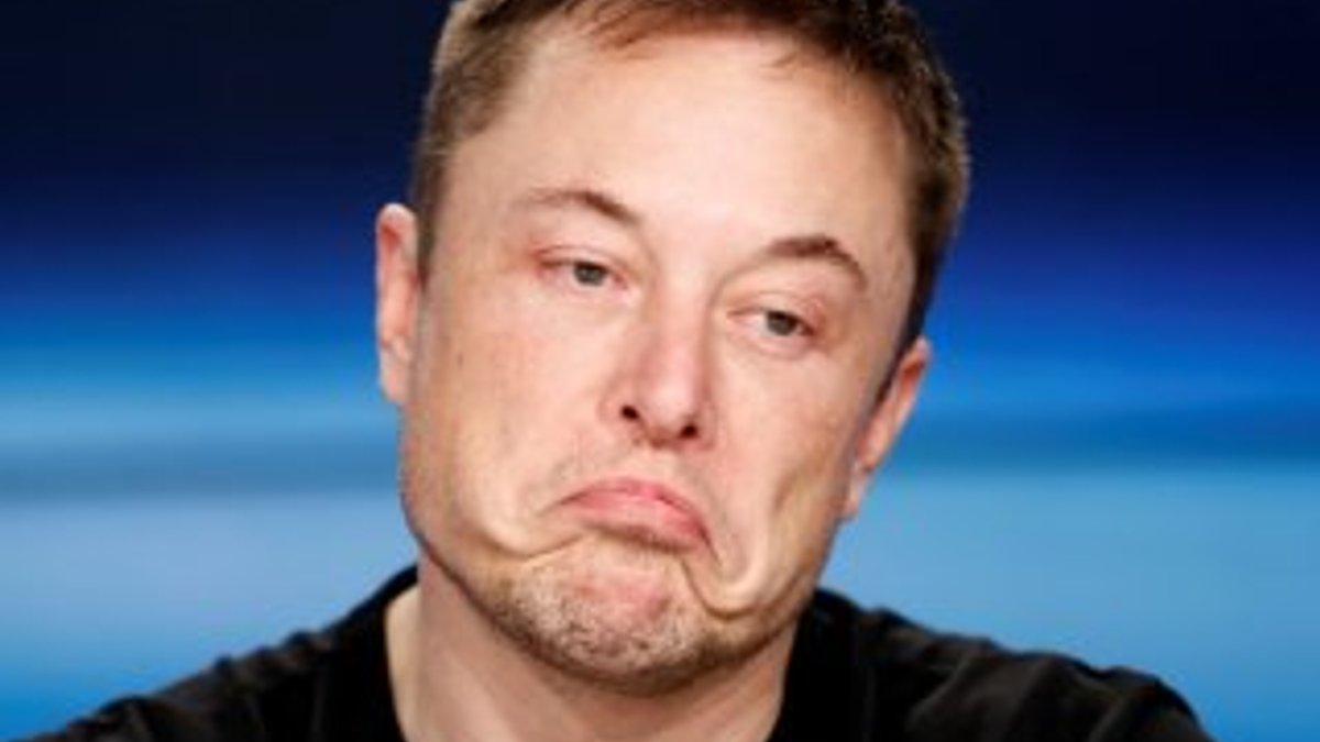 Elon Musk'tan Facebook hamlesi