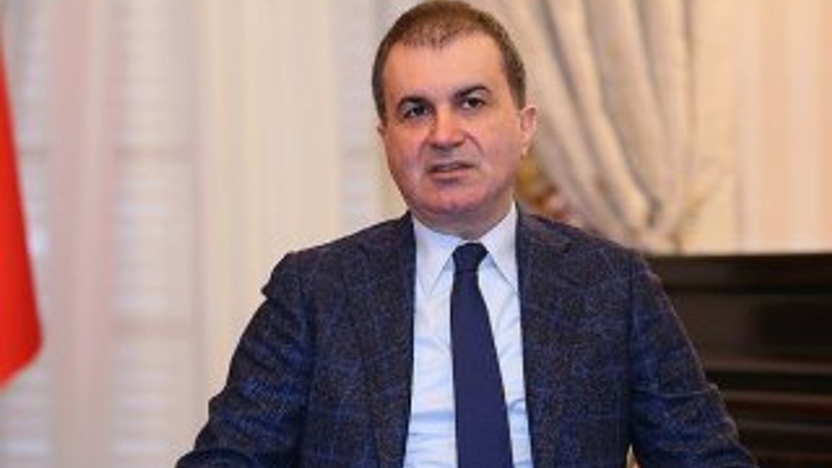 AB Bakanı Çelik: YPG'lilere eğitim verilirken görmek istemiyoruz