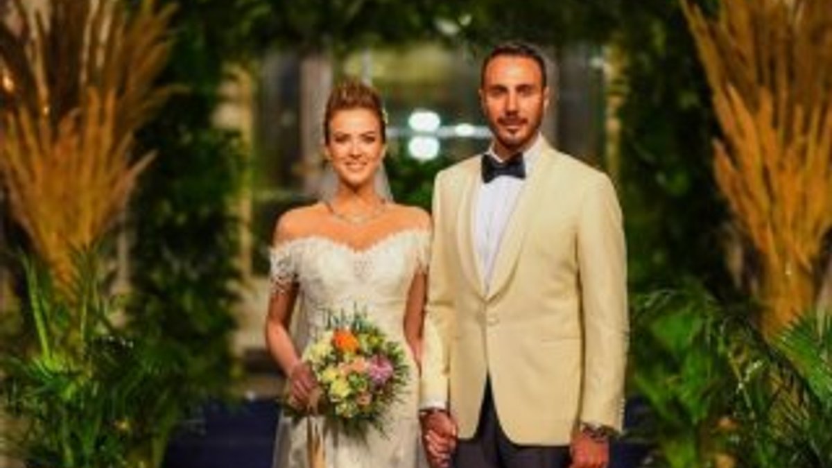 Simge Fıstıkoğlu evlendi