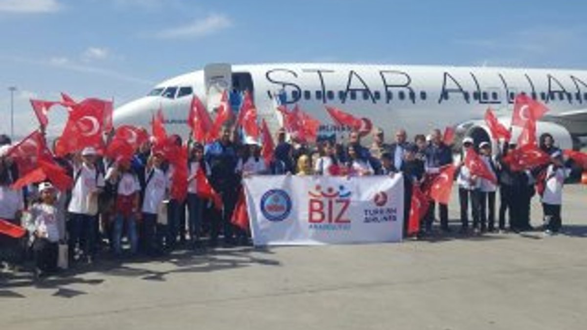Van'dan İzmir'e 165 öğrenci uğurlandı