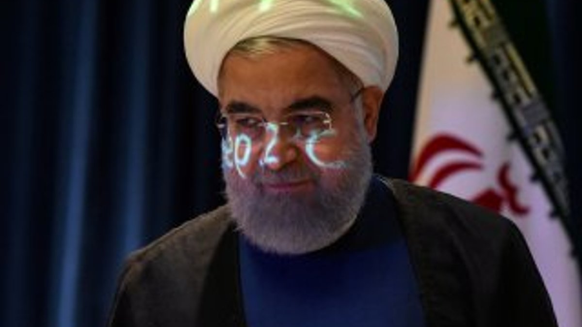 Ruhani Trump'ı nükleer anlaşmadan çekilmemesi için uyardı