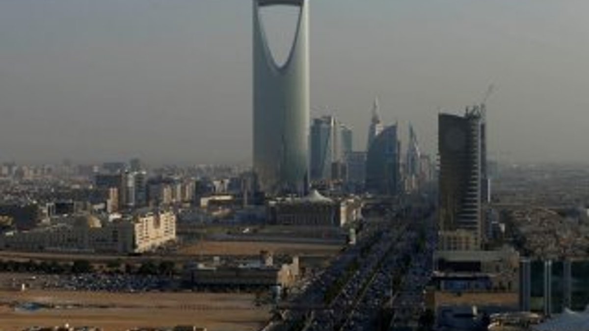 Riyad'da iki ayrı patlama