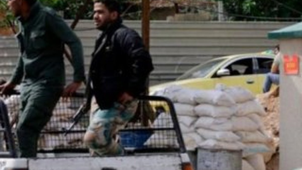 Suriye ordusu olası Batı saldırısına karşı saklanıyor