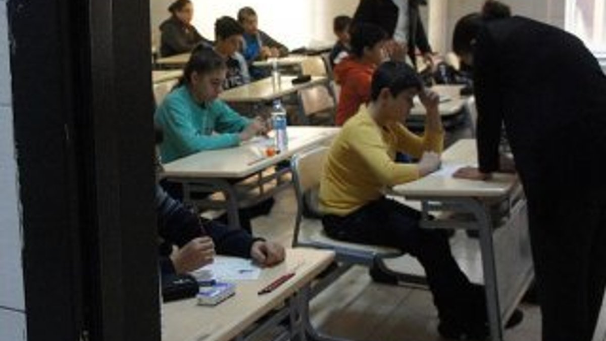 Liselere girişte merkezi sınav başvuruları sona eriyor