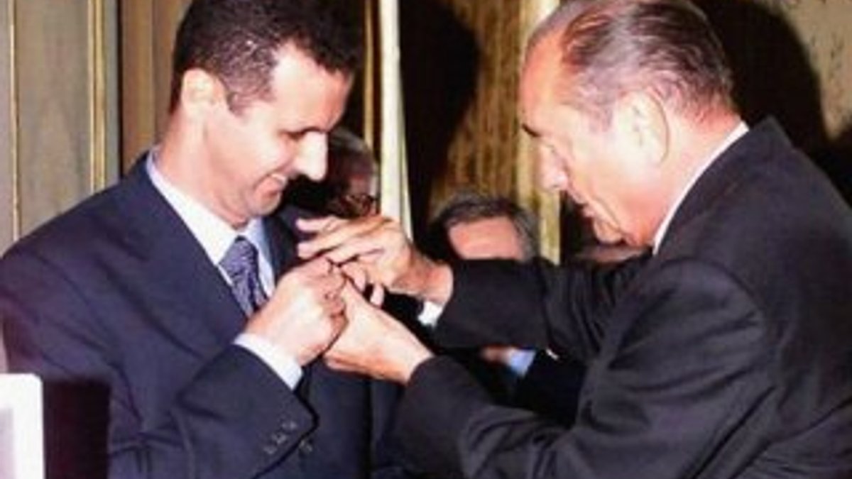 Fransa Esad'a verdiği Şeref Nişanı'nı geri çekiyor