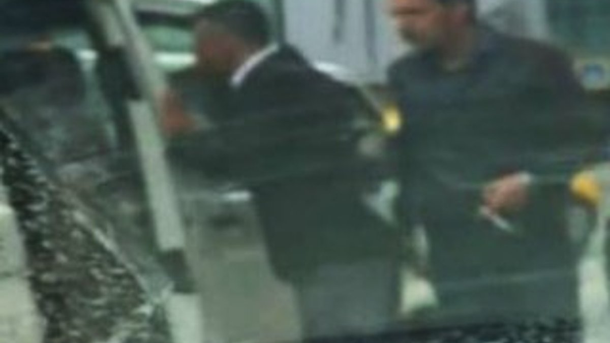 Atatürk Havalimanı’nda UBER sürücüsüne saldırı kamerada