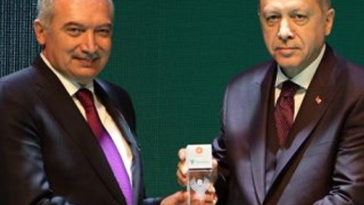 'En Yeşilaycı Siyasetçi' ödülü Mevlüt Uysal'a verildi
