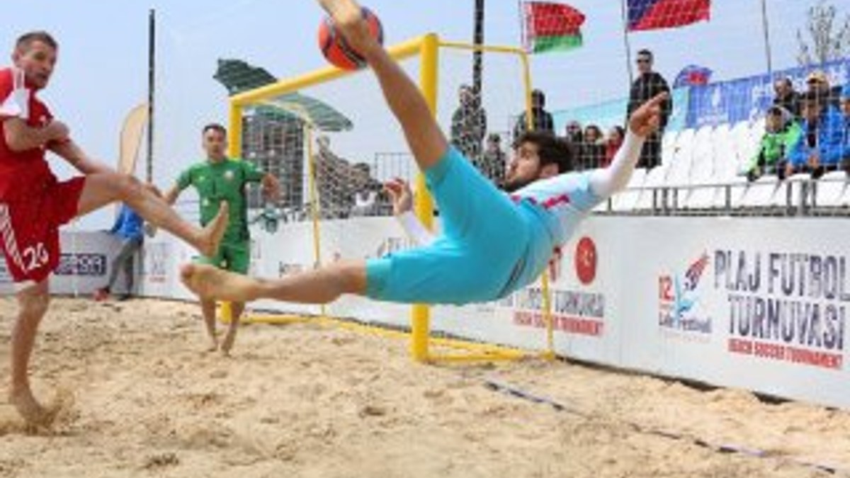 İBB'nin Lale Festivali'nde plaj futbolu heyecanı