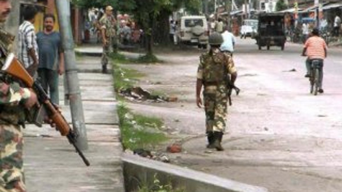 Hindistan'da 8 Maocu isyancı daha öldürüldü