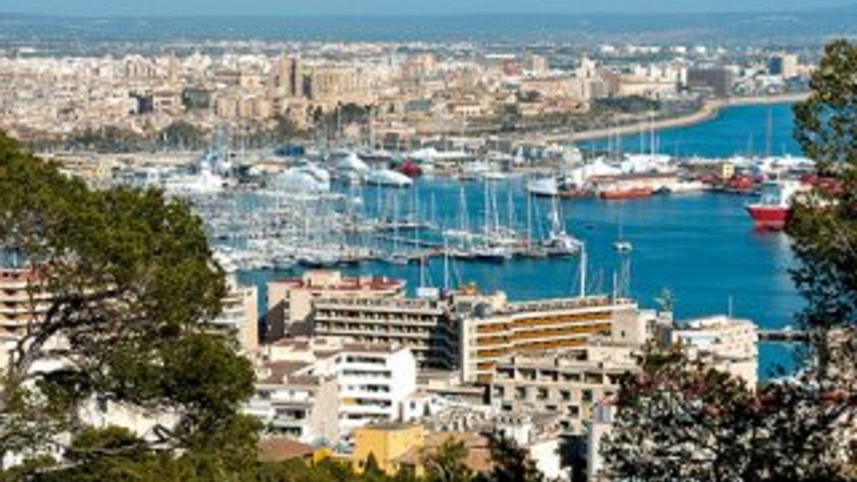 İspanya'da bir kentte turistlere kiralık ev yasaklandı
