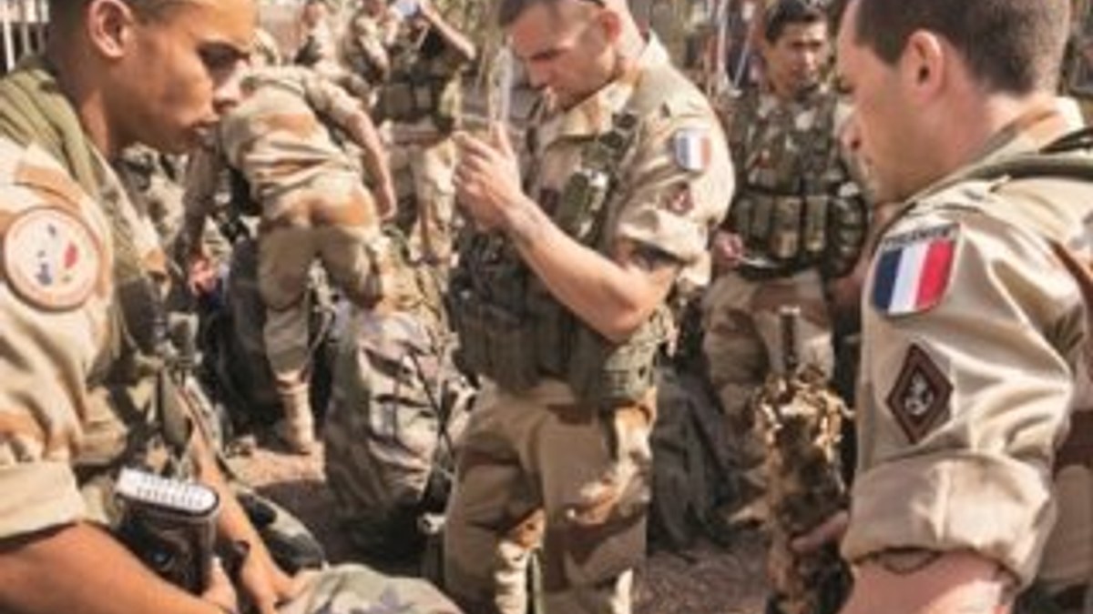 Fransız özel kuvvetleri YPG'ye destek için Suriye'de