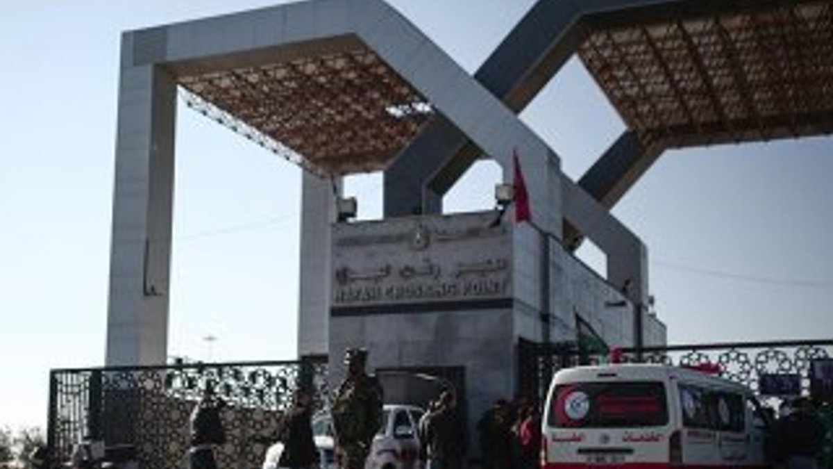 Refah Sınır Kapısı 3 günlüğüne çift geçişlere açıldı