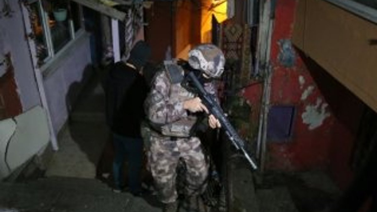 DEAŞ operasyonunda 4'ü Türk 10 kişi yakalandı