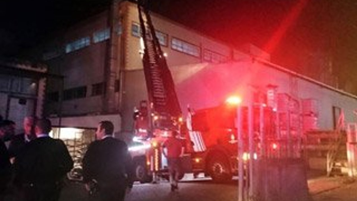 Pendik’te fabrika yangını: 1 yaralı