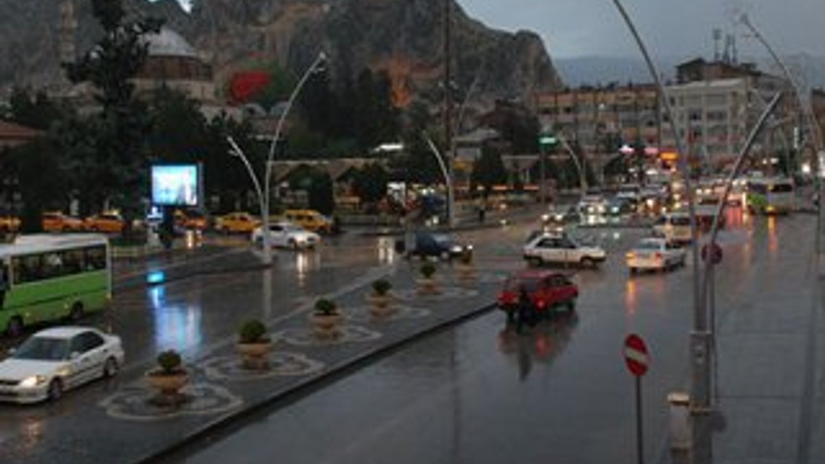 Tokat'ta yağmur duası sonrası gelen sağanak sevindirdi