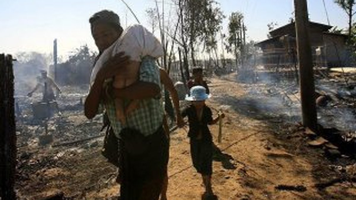 Bangladeş'ten İslam ülkelerine çağrı: Arakan'ı unutmayın