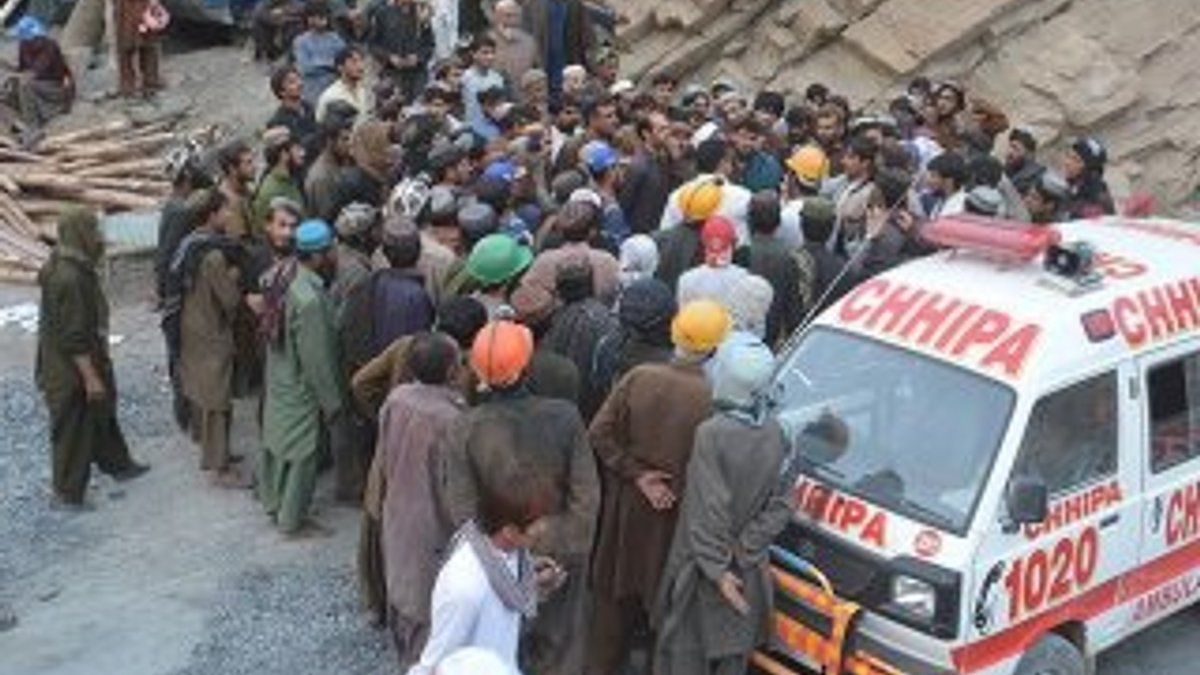 Pakistan'da madende patlama: 16 ölü