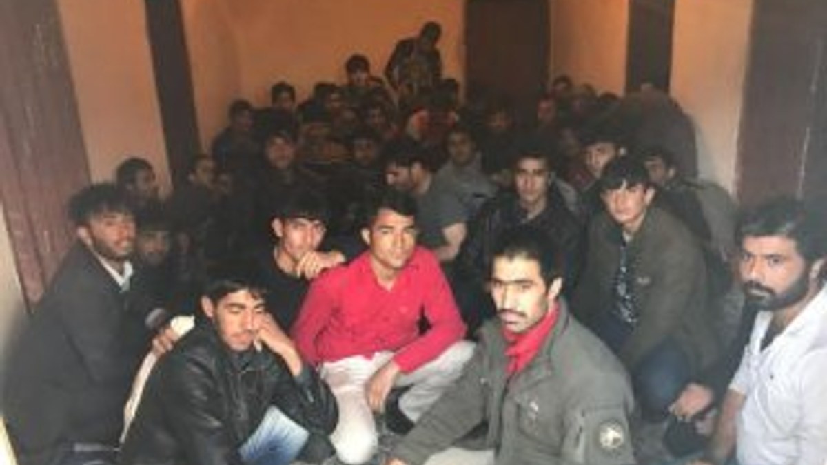 Van'da 408 kaçak göçmen yakalandı
