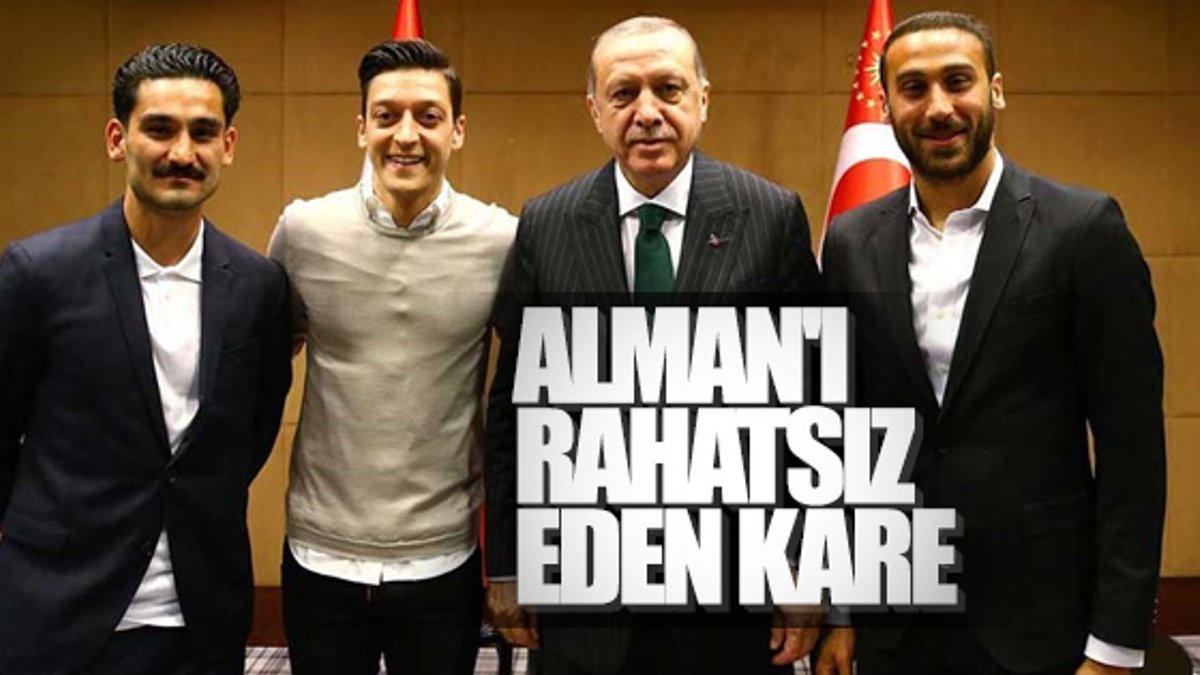 Almanya'dan Türk futbolcuların Erdoğan ziyaretine tepki