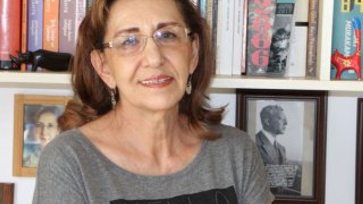 Beyaz Martı Edebiyat Onur Ödülü İnci Aral'ın