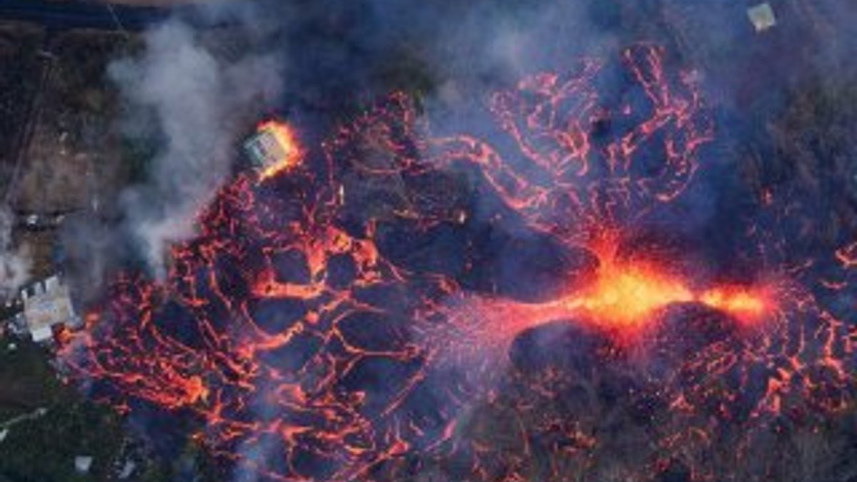 Hawaii'de lavlar kaynamaya devam ediyor