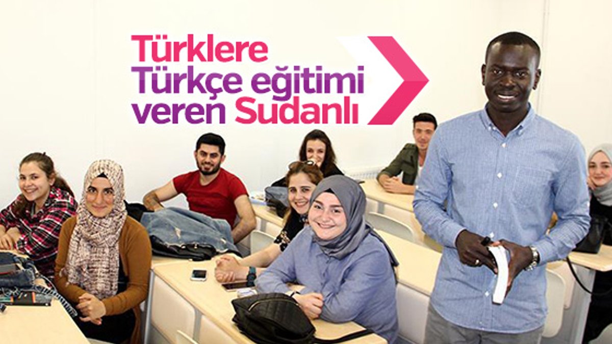 Sudanlı gençten Türk öğrencilere Türkçe dersi