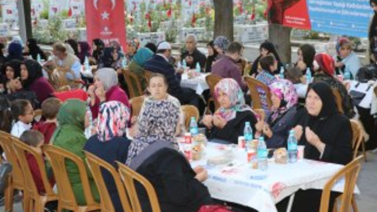 İBB, Ramazan'da şehit ve gazi aileleriyle iftarda