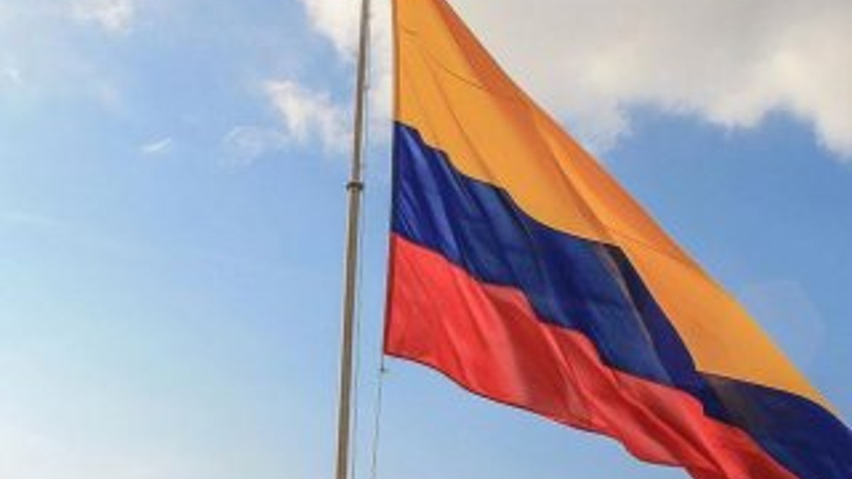 Kolombiya yeni devlet başkanını seçecek