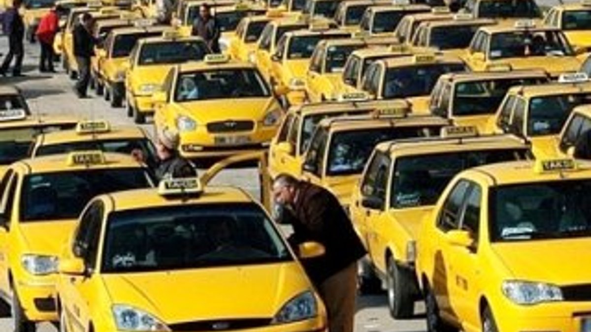 Taksiciler UBER kararından memnun