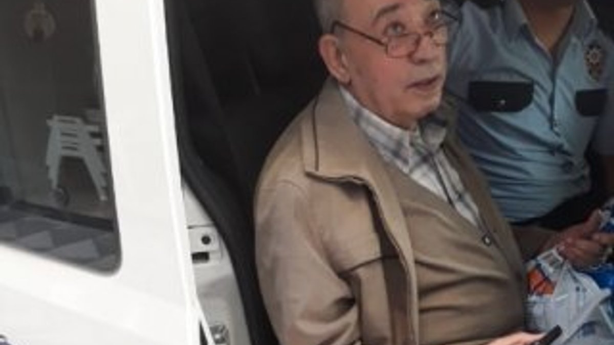 Polis 81 yaşındaki adamı dolandırılmaktan kurtardı