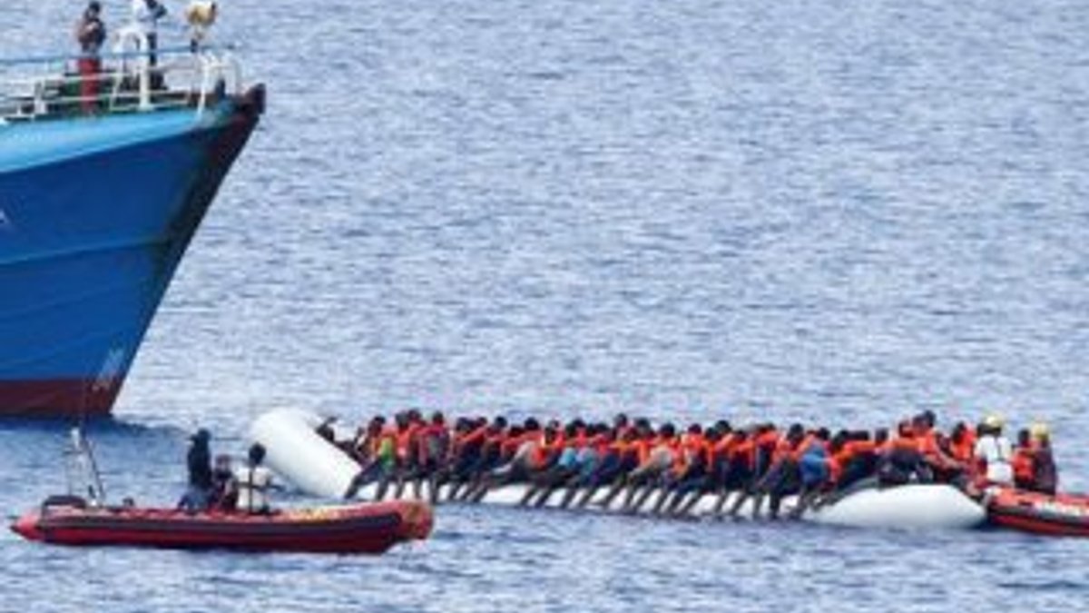 Libya açıklarında 158 kaçak göçmen kurtarıldı