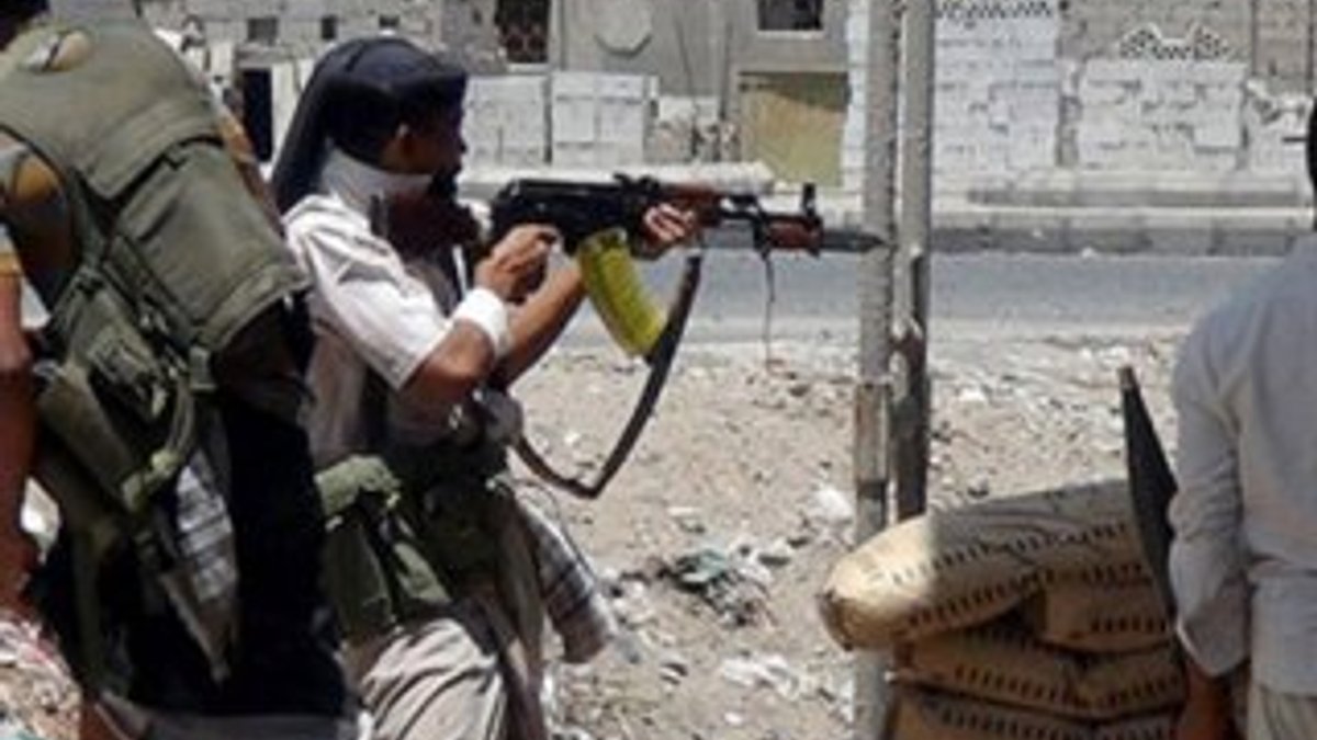Yemen'de çatışma; 19 asker öldürüldü