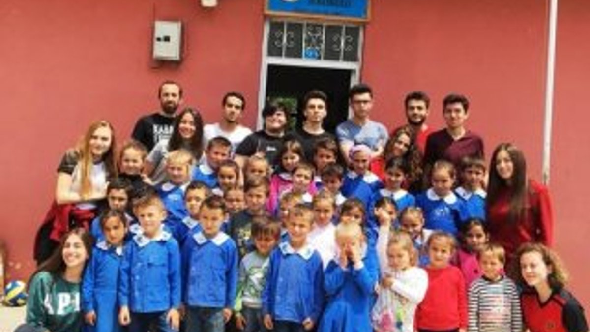 Liselilerden köy okullarına ziyaret