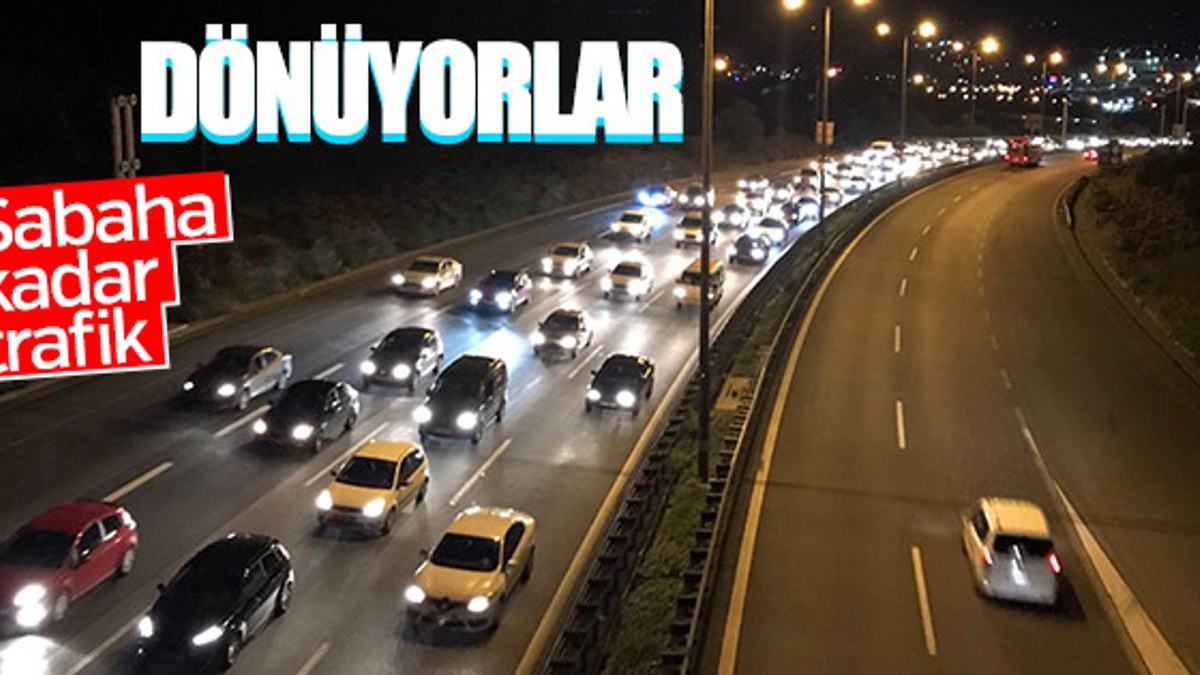 Tatilciler İstanbul'a dönüyor