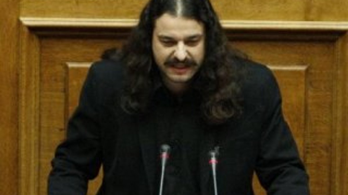 Yunanistan'da darbe çağrısı yapan vekil yakalandı