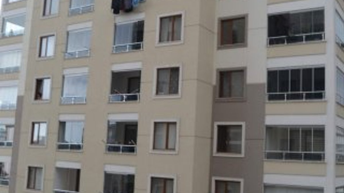 Trabzon'da 2 yaşındaki çocuk 11. kattan düştü
