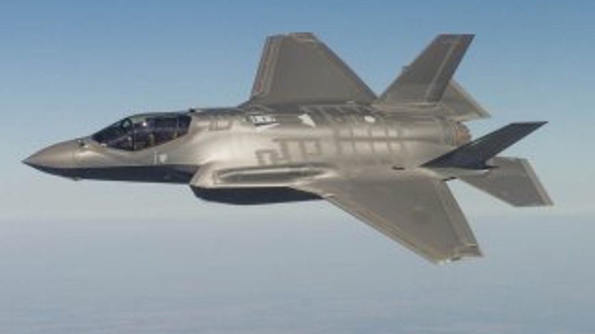 ABD: Türk pilotları F-35'ler için hava üssümüzde