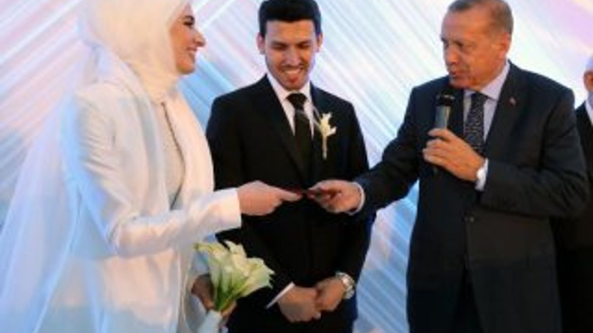 Erdoğan Numan Kurtulmuş'un kızının nikah şahidi oldu
