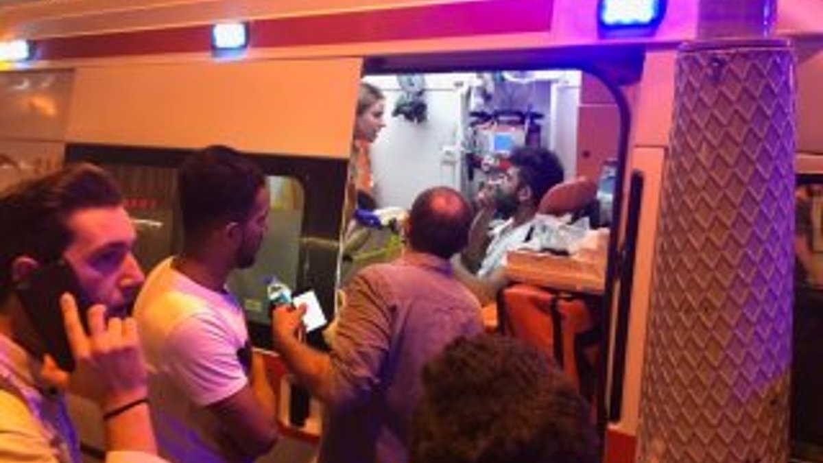 Sakarya'da nargile közünden yangın: 8 kişi hastanelik