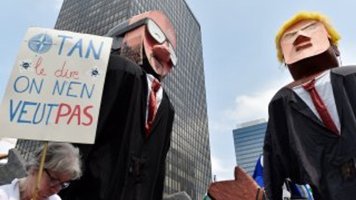 Brüksel'de Trump Protestosu