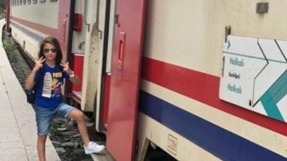 Tren kazasında ölen 9 yaşındaki Oğuz Arda defnedildi