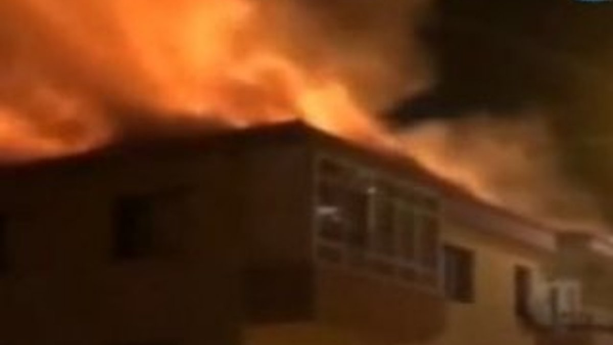 Ankara'da 5 katlı apartmanda yangın